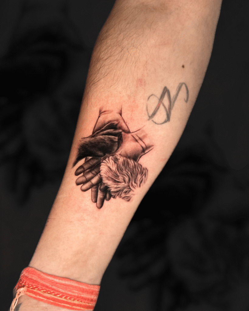 Minimalist Tattoo Artist in Dadar, Mumbai